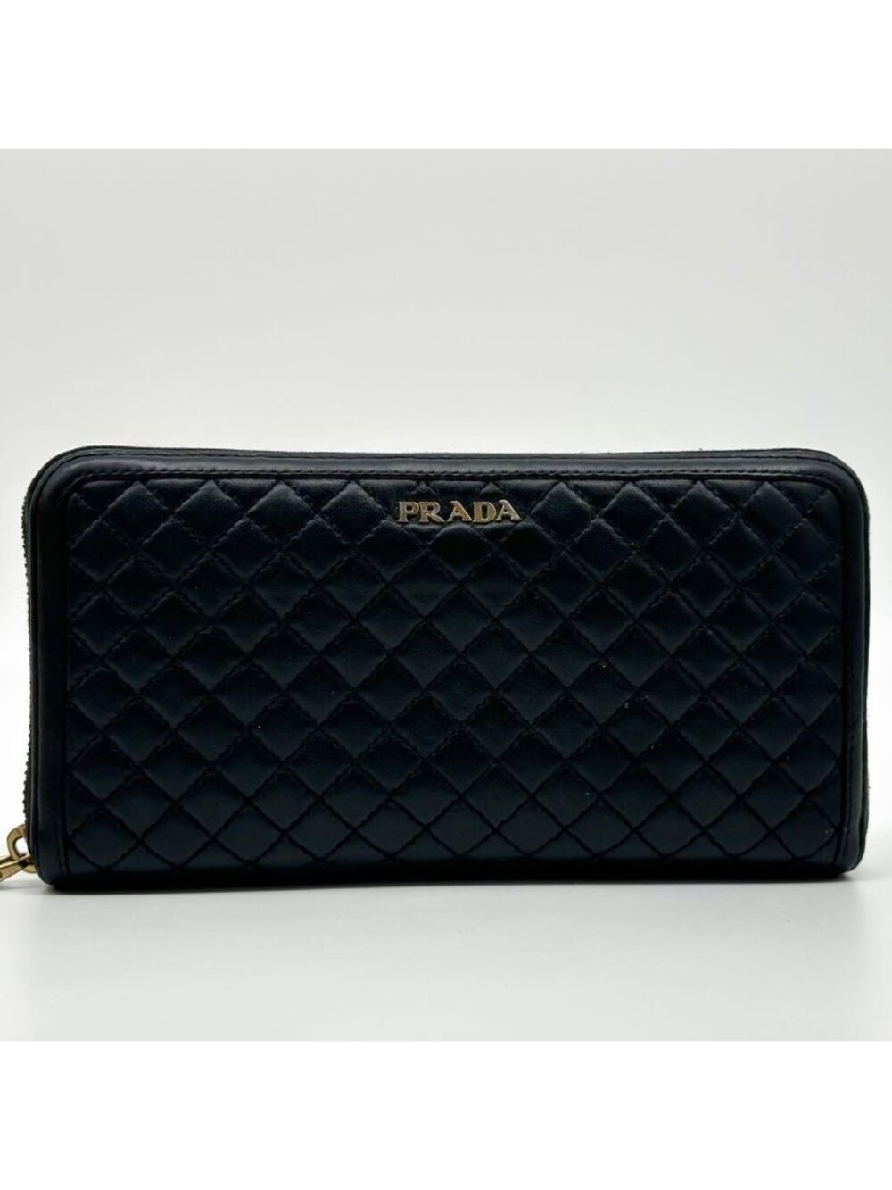 Prada Quilted Lamb Leather Zip Around Wallet Round - Picture 2 of 15